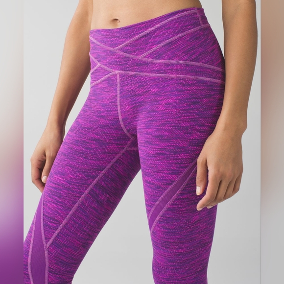 *GIVEAWAY* Free Flow Crop Diamond Jacquard Space Dye Tender Violet Raspberry 19" - Picture 2 of 8